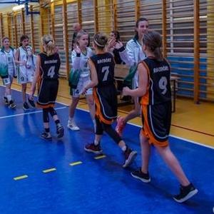 ŻKK Minibasketball Racibórz podczas gry 1