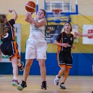 ŻKK Minibasketball Racibórz podczas gry 18