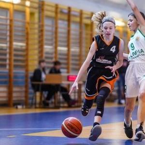 ŻKK Minibasketball Racibórz podczas gry 4